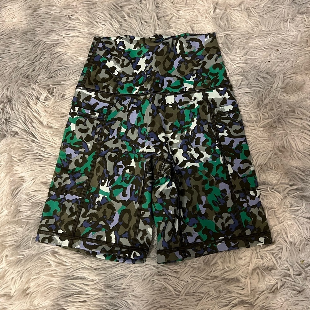Aerie green camo leggings